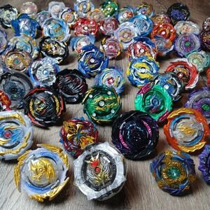 Beyblade Burst Metal LOT OF 3 Random Takara Tomy Hasbro + Rip Launcher -Genuine